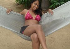 Sri Lankan Sexy Girls Beach