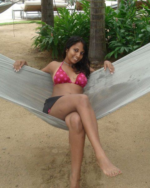 Sri Lankan Sexy Girls Beach