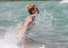 Sylvie Van Der Vaart Sexy