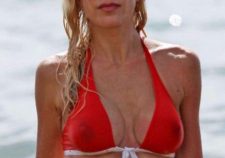 Tori Spelling Nipples