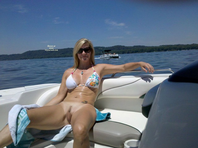 Wife Naked On Pontoon Boat Porn Xxx Pics