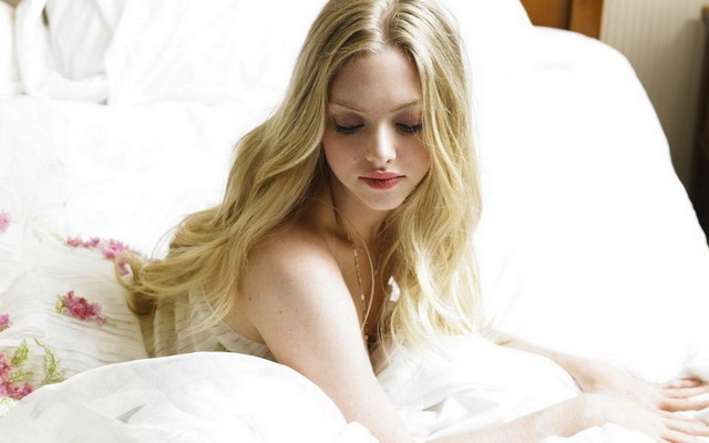 Amanda Seyfried Hot