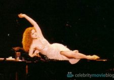 Bernadette Peters Nude